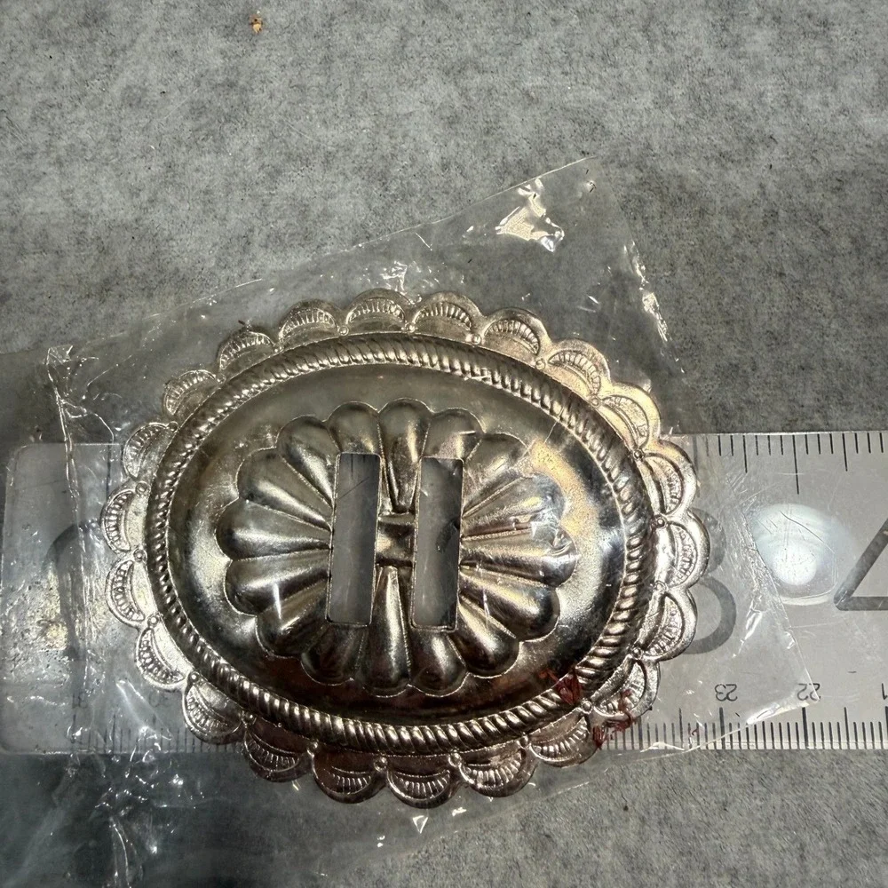 Vintage Silver Tone Belt Buckle Blank Oval Western Craft DIY NOS‎ Scalloped Edge